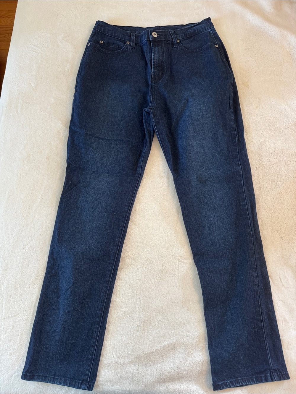 DG2 Women's Stretchy Straight-Leg Jeans in Dark Blue